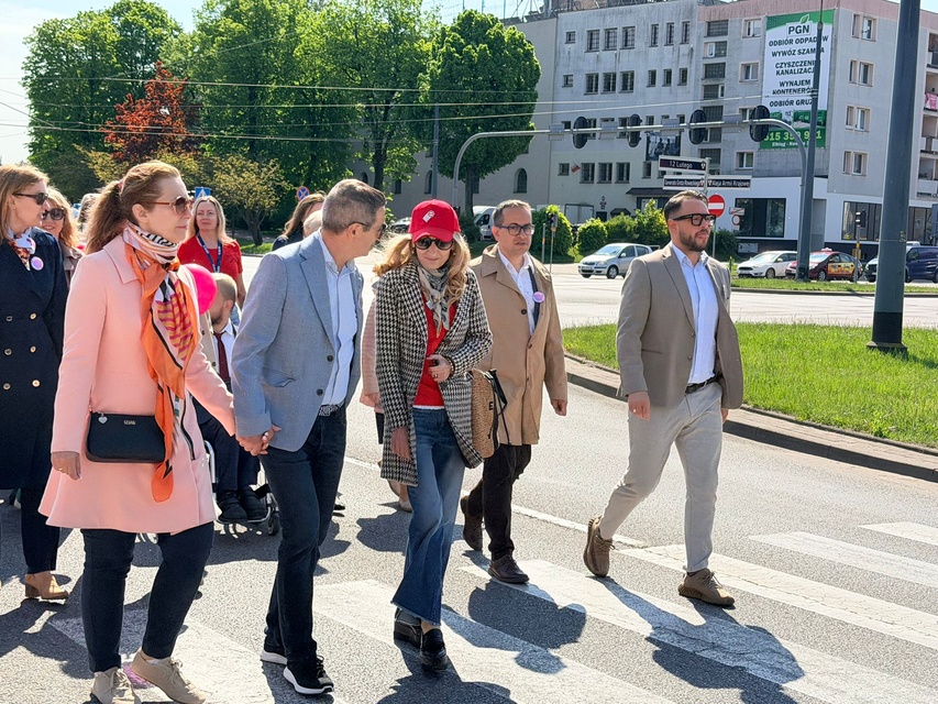 Przemaszerowali przez miasto, promując integrację zdjęcie nr 348121