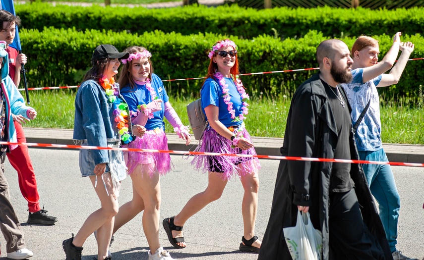 Studenci z kluczami miasta zdjęcie nr 348282