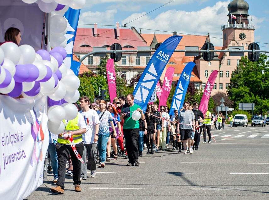 Studenci z kluczami miasta zdjęcie nr 348272