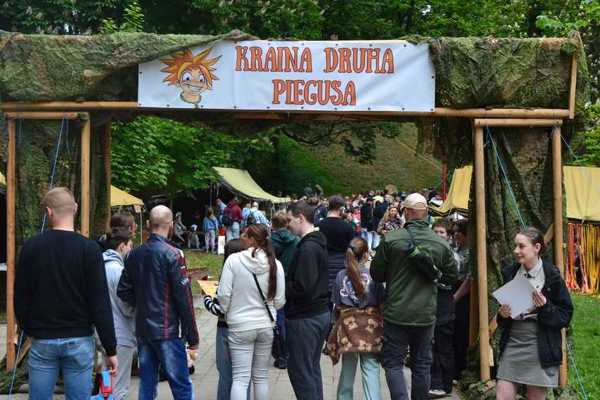Piegowaty harcerz powrócił zdjęcie nr 348662