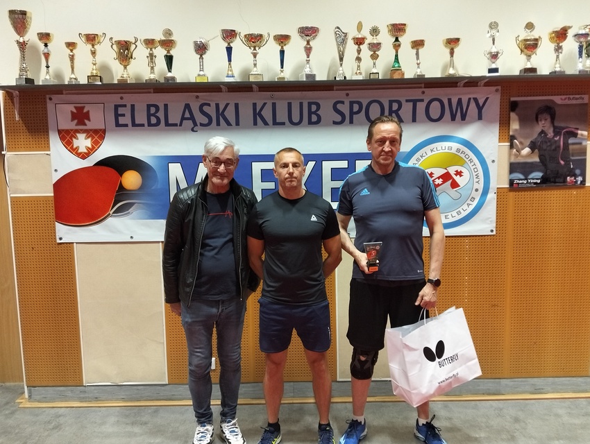 Zawada i Paweł Gołębiewski, przewodniczący Kom. Rewizyjnej Mlexera Elbląg