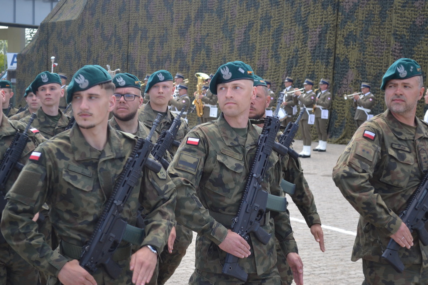 Wojskowe święto w elbląskim porcie zdjęcie nr 348777