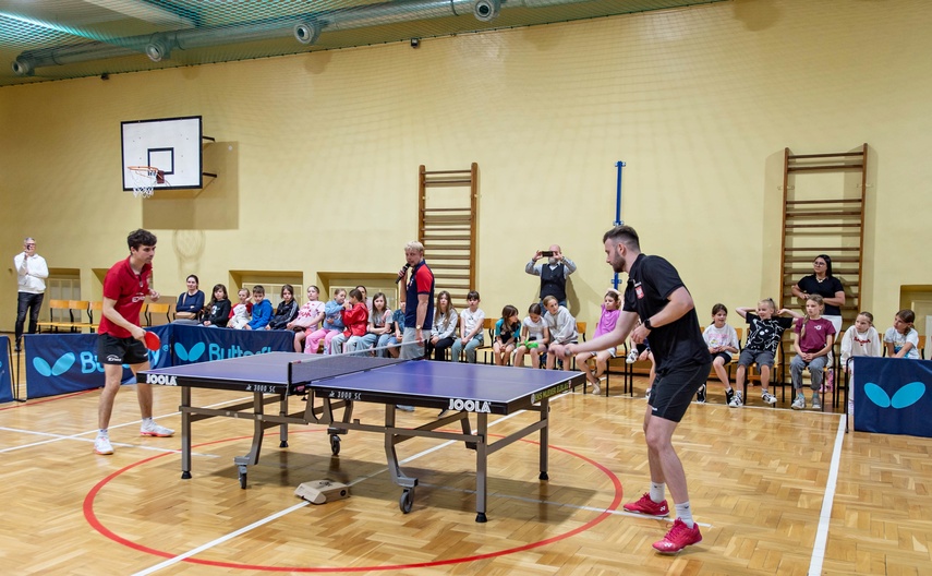 Jakub Dyjas zachęcał do tenisa stołowego zdjęcie nr 350004