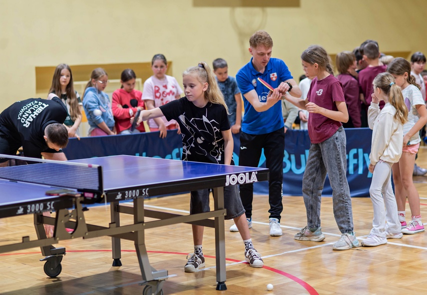 Jakub Dyjas zachęcał do tenisa stołowego zdjęcie nr 350014