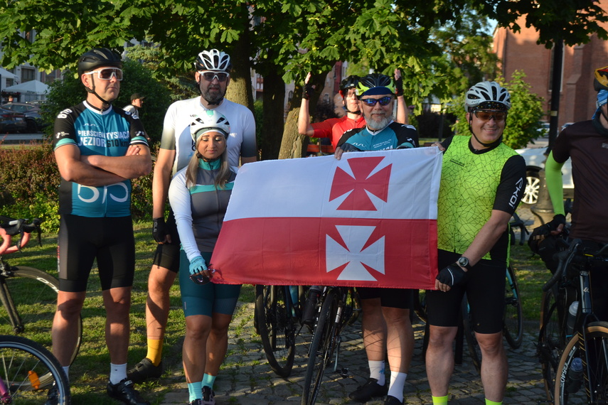 Elblążanie jadą 780 km dla miasta zdjęcie nr 350241