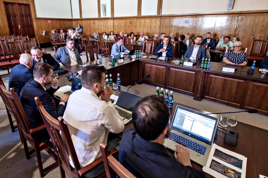 Warszawa przyjechała w teren. Posłowie na Żuławach zdjęcie nr 350344