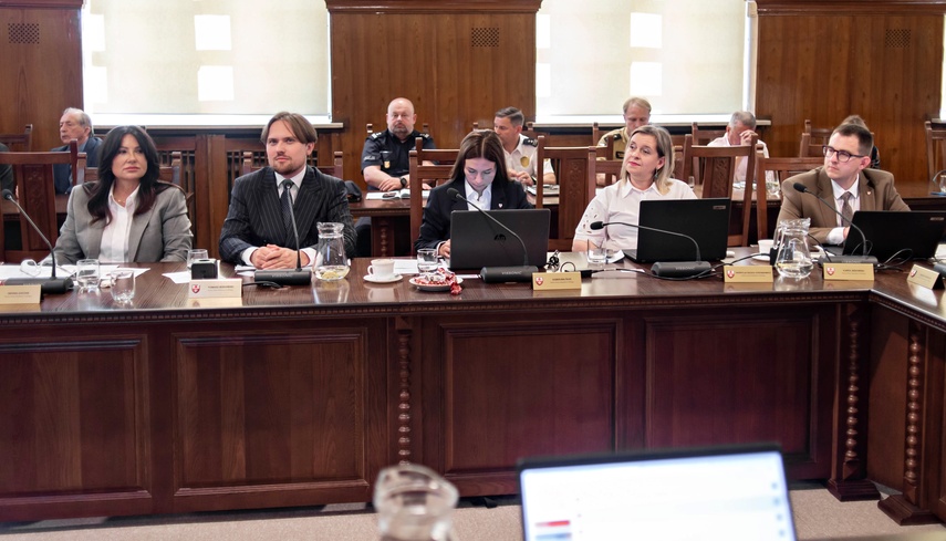 Prezydent z wotum zaufania  i absolutorium zdjęcie nr 350464