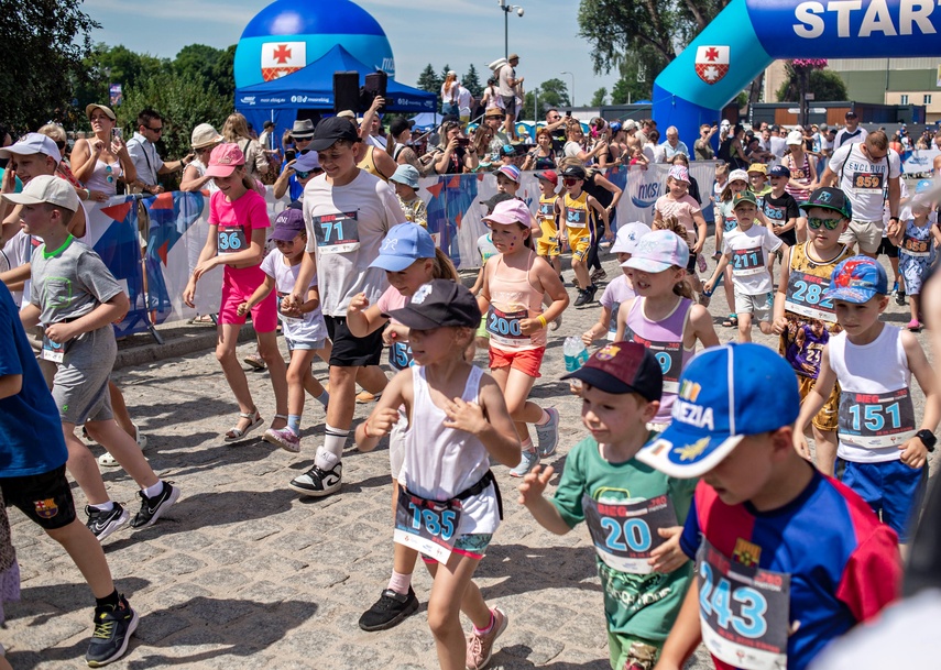 Gorący bieg rocznicowy na Starym Mieście zdjęcie nr 350824