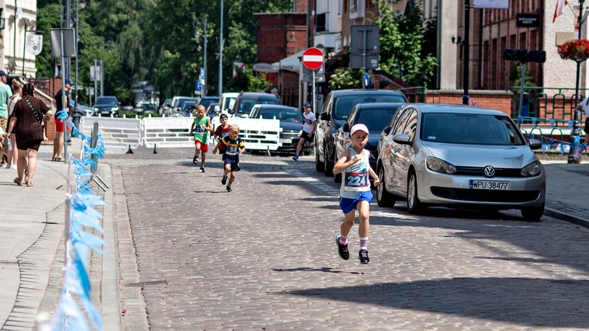 Gorący bieg rocznicowy na Starym Mieście zdjęcie nr 350828