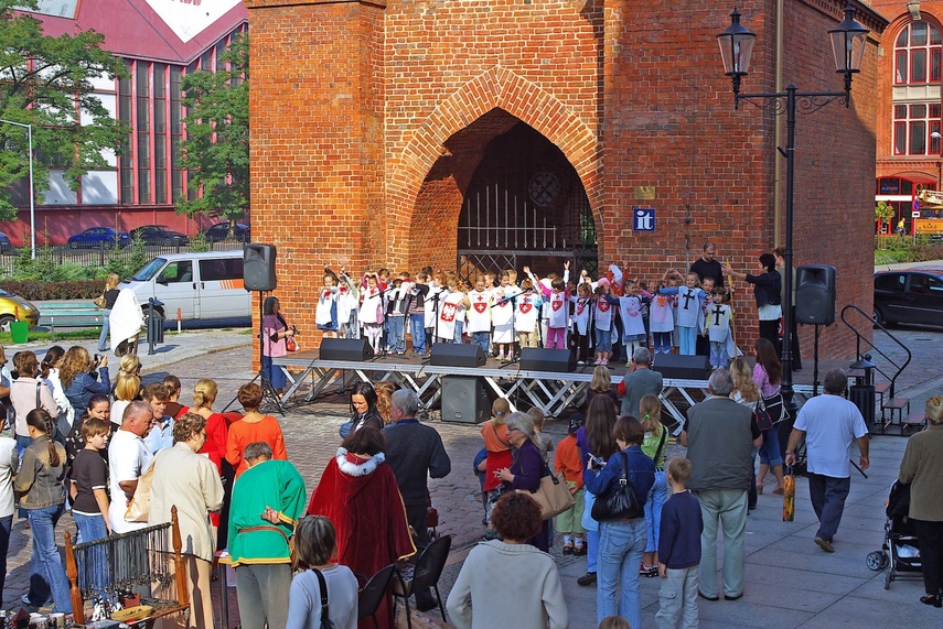 Piekarczyk po raz pierwszy (w obiektywie Henryka Myślińskiego) zdjęcie nr 350967