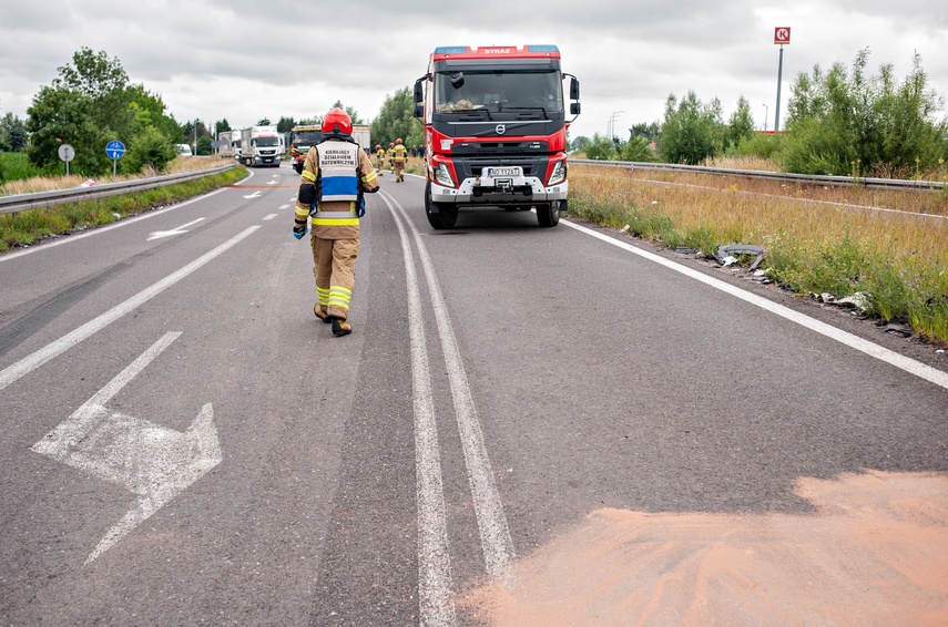 Zderzenie w Kazimierzowie, kierowca bez prawa jazdy zdjęcie nr 350999