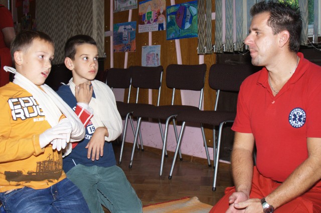 Festyn dla dzieci z okazji dnia ratownictwa medycznego zdjęcie nr 28287