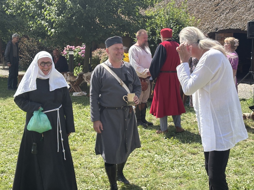 Mieczem w rywala, łukiem do celu zdjęcie nr 351339