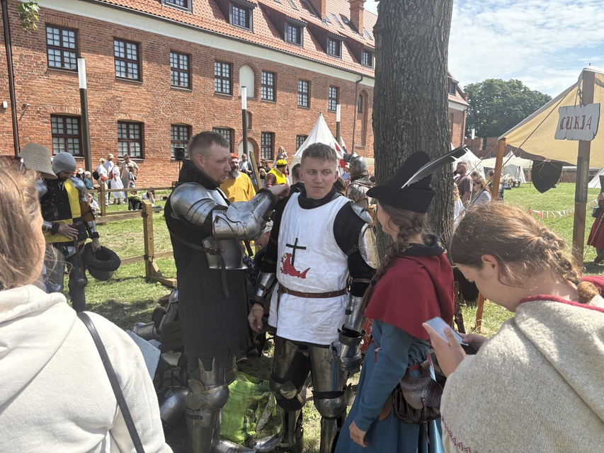 Mieczem w rywala, łukiem do celu zdjęcie nr 351344