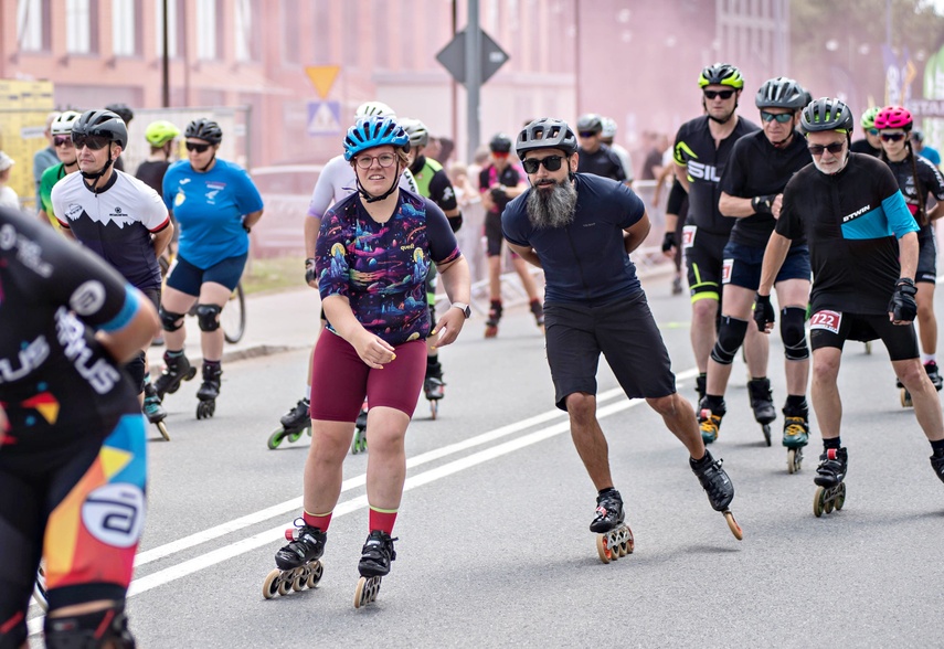 Ścigali się na szosie i rolkach. Road Race w Elblągu zdjęcie nr 351578