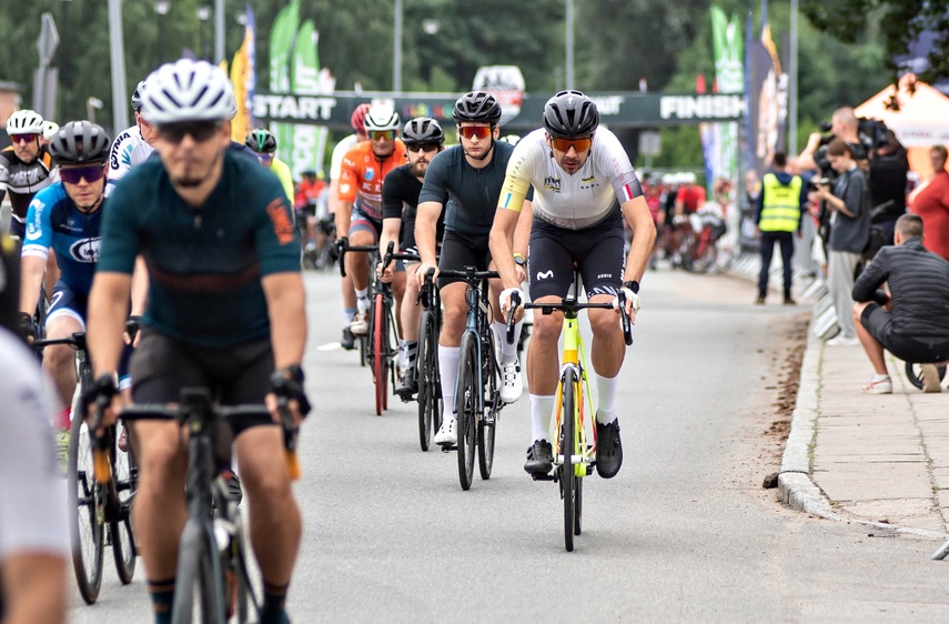 Ścigali się na szosie i rolkach. Road Race w Elblągu zdjęcie nr 351480
