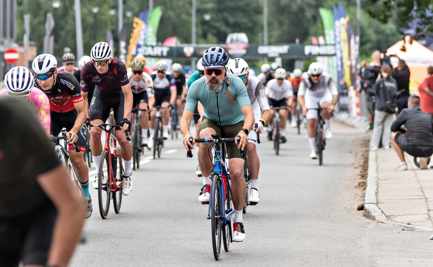 Ścigali się na szosie i rolkach. Road Race w Elblągu zdjęcie nr 351469