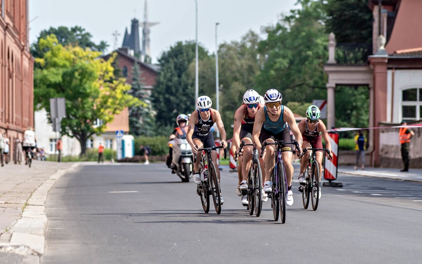Triathlonowe Mistrzostwa Europy w Elblągu wystartowały zdjęcie nr 351843