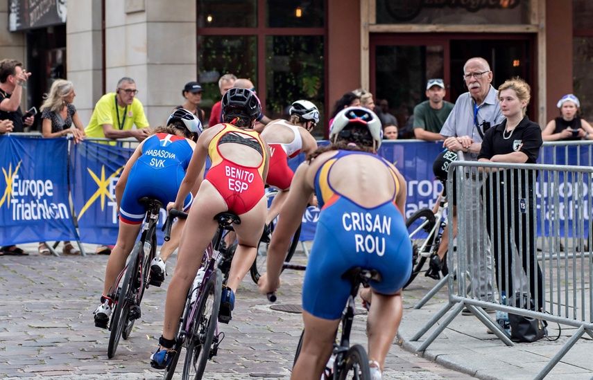 Triathlonowe Mistrzostwa Europy w Elblągu wystartowały zdjęcie nr 351875