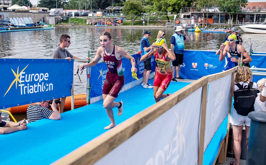 Triathlonowe Mistrzostwa Europy w Elblągu wystartowały zdjęcie nr 351840