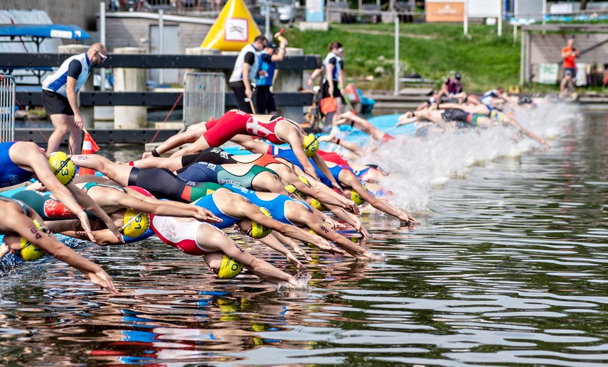 Triathlonowe Mistrzostwa Europy w Elblągu wystartowały zdjęcie nr 351832
