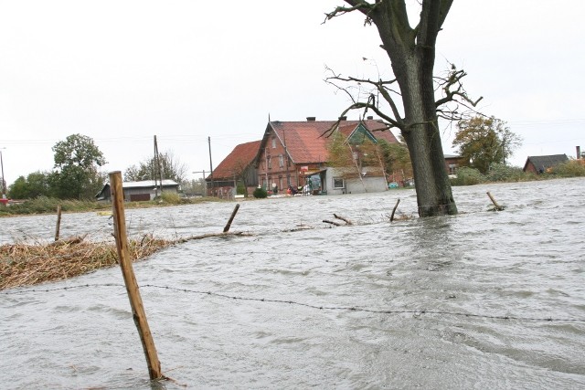 Walka z wodą w Nowakowie zdjęcie nr 28317