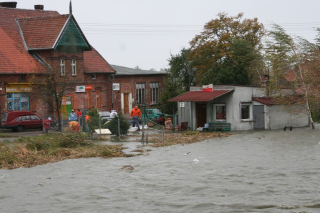 Walka z wodą w Nowakowie zdjęcie nr 28318