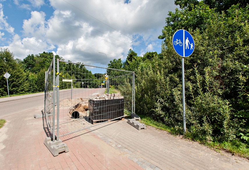 Budują kanalizację przy Górze Chrobrego. Po co? zdjęcie nr 352436