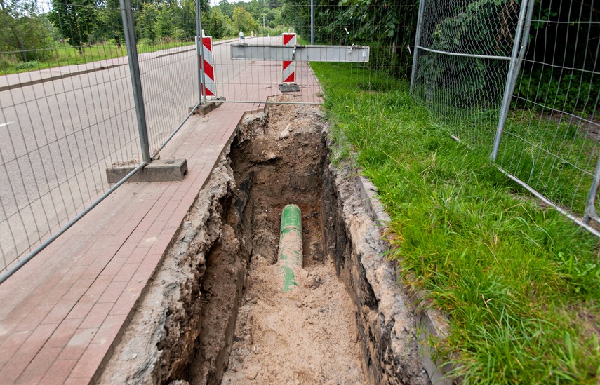 Budują kanalizację przy Górze Chrobrego. Po co? zdjęcie nr 352433