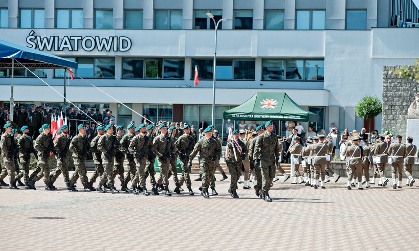 W rocznicę zwycięstwa zdjęcie nr 352504 W rocznicę zwycięstwa zdjęcie nr 352504