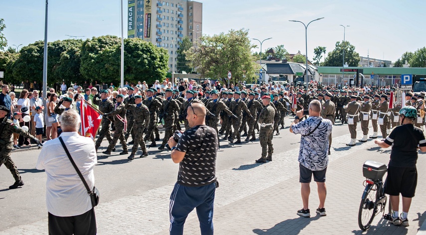 W rocznicę zwycięstwa zdjęcie nr 352516 W rocznicę zwycięstwa zdjęcie nr 352516