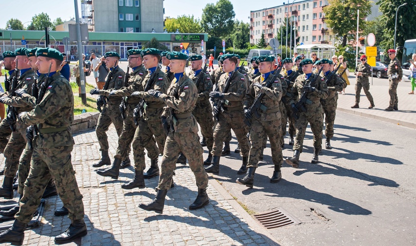 W rocznicę zwycięstwa zdjęcie nr 352472 W rocznicę zwycięstwa zdjęcie nr 352472