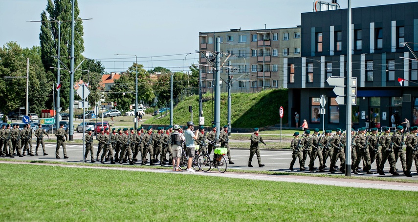 W rocznicę zwycięstwa zdjęcie nr 352512 W rocznicę zwycięstwa zdjęcie nr 352512