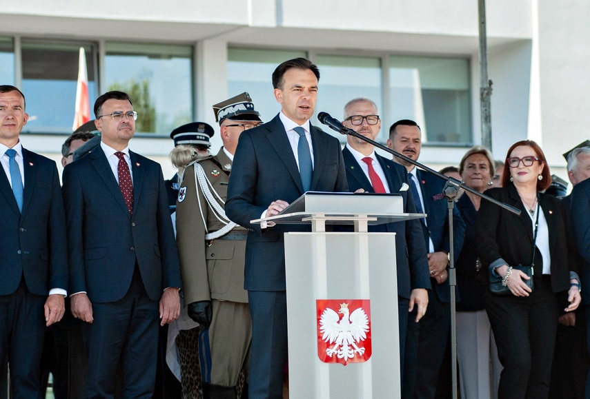 W rocznicę zwycięstwa zdjęcie nr 352496 W rocznicę zwycięstwa zdjęcie nr 352496