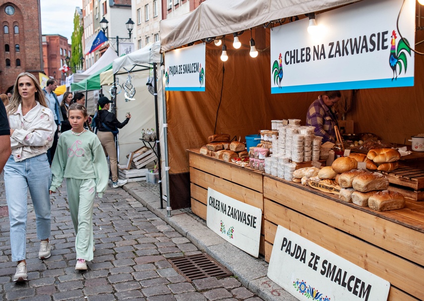 Bez chleba to się nie najesz, czyli jubileuszowe świętowanie zdjęcie nr 352605 Bez chleba to się nie najesz, czyli jubileuszowe świętowanie zdjęcie nr 352605