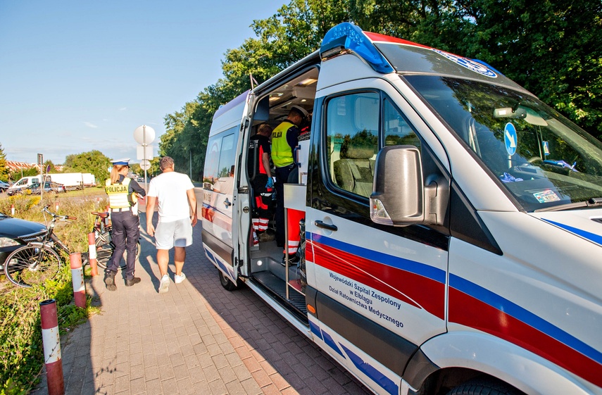 Potrącenie rowerzysty przy parku Kajki zdjęcie nr 352956