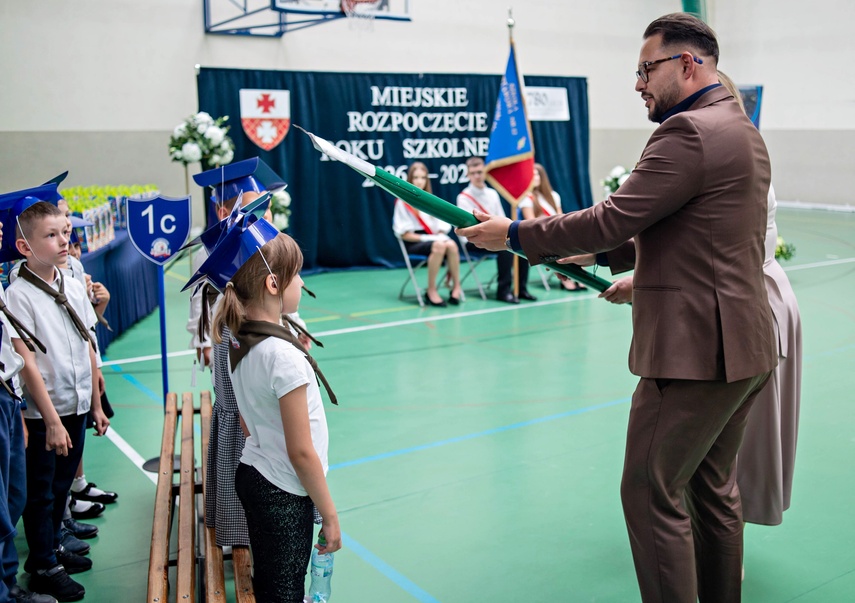 Nowy rok szkolny na nowych zasadach zdjęcie nr 353110 Nowy rok szkolny na nowych zasadach zdjęcie nr 353110