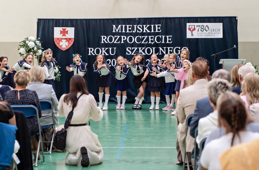 Nowy rok szkolny na nowych zasadach zdjęcie nr 353086 Nowy rok szkolny na nowych zasadach zdjęcie nr 353086