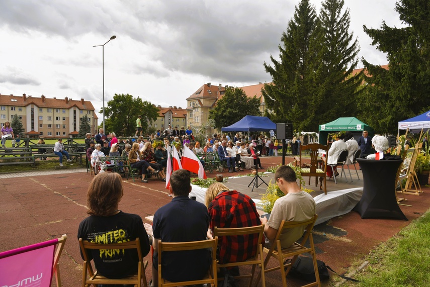 Oto obchodzimy Dziady zdjęcie nr 353175 Oto obchodzimy Dziady zdjęcie nr 353175