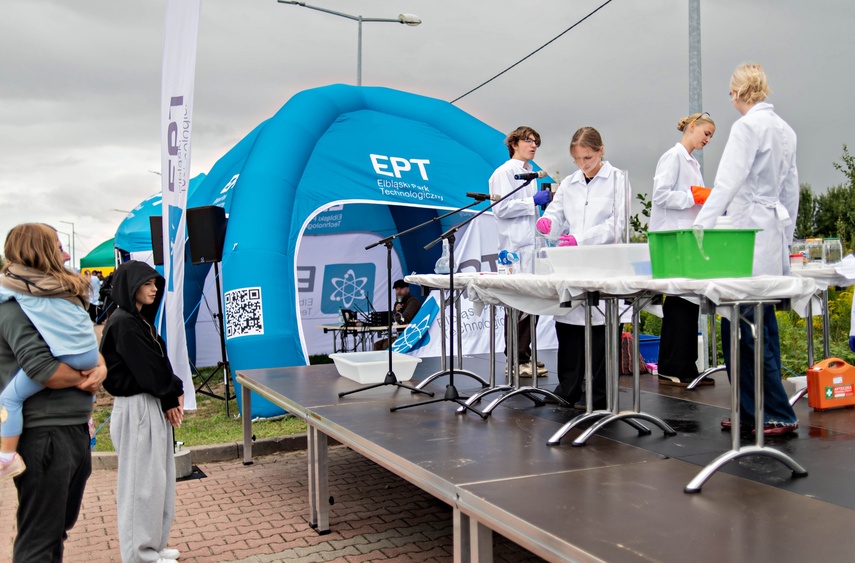 Pięć godzin naukowej zabawy. Tak było na Pikniku w EPT zdjęcie nr 353253