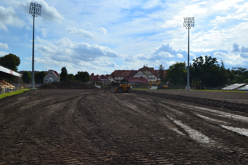 Ciężki sprzęt na stadionie. Koniec wieloletniej sagi zdjęcie nr 353480 Ciężki sprzęt na stadionie. Koniec wieloletniej sagi zdjęcie nr 353480