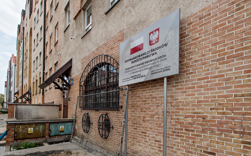 Wieżowa miesiąc później zdjęcie nr 353726 Wieżowa miesiąc później zdjęcie nr 353726