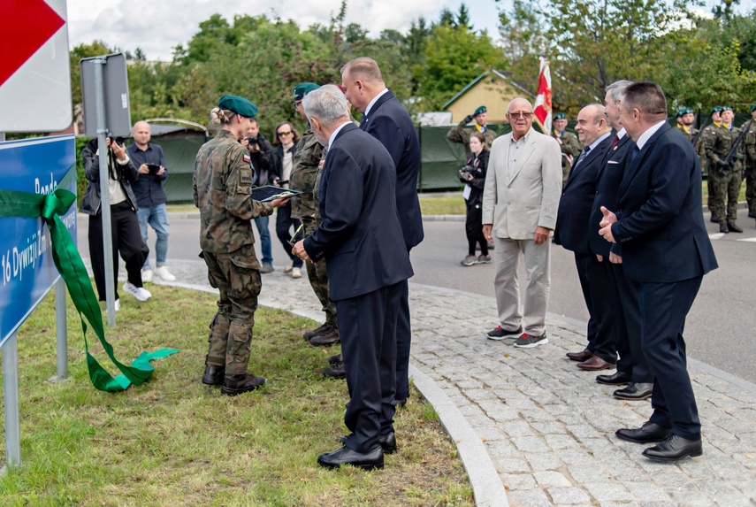 Dywizja koło nas zdjęcie nr 353816