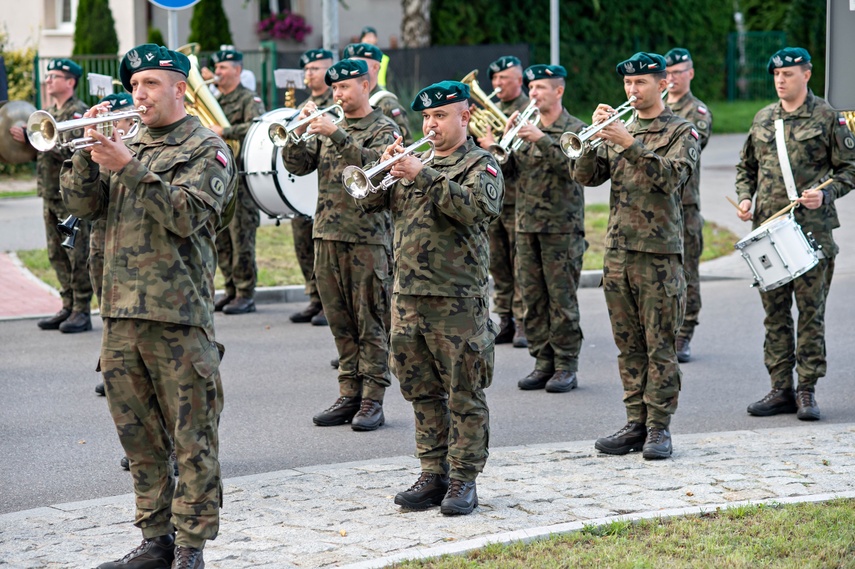 Dywizja koło nas zdjęcie nr 353811
