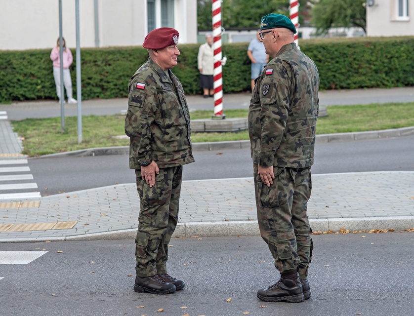 Dywizja koło nas zdjęcie nr 353798