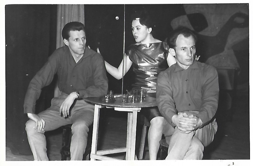 W Klubie Kosmos W Klubie Kosmos