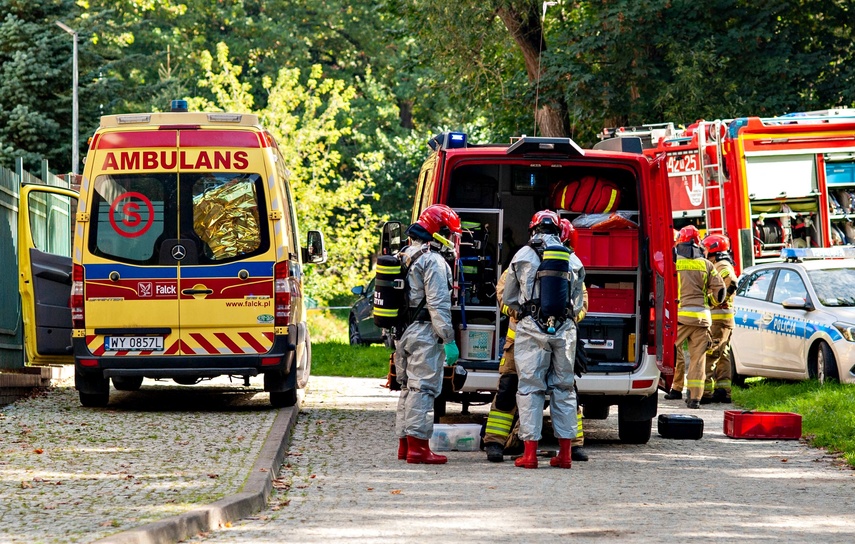 Pożar w placówce przy Mazurskiej. Ewakuacja wychowanków i pracowników zdjęcie nr 354306