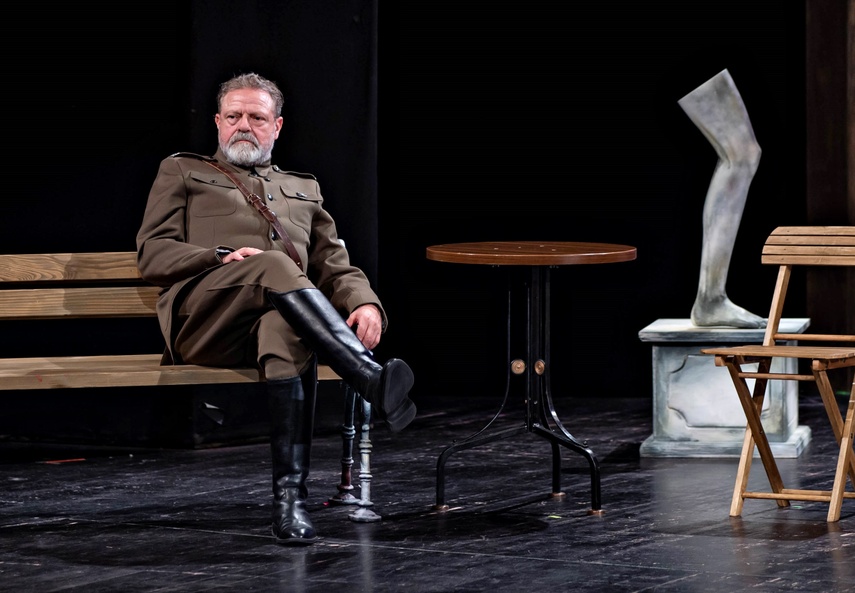 „Trzy siostry” Czechowa na rozpoczęcie teatralnego sezonu zdjęcie nr 354342 „Trzy siostry” Czechowa na rozpoczęcie teatralnego sezonu zdjęcie nr 354342