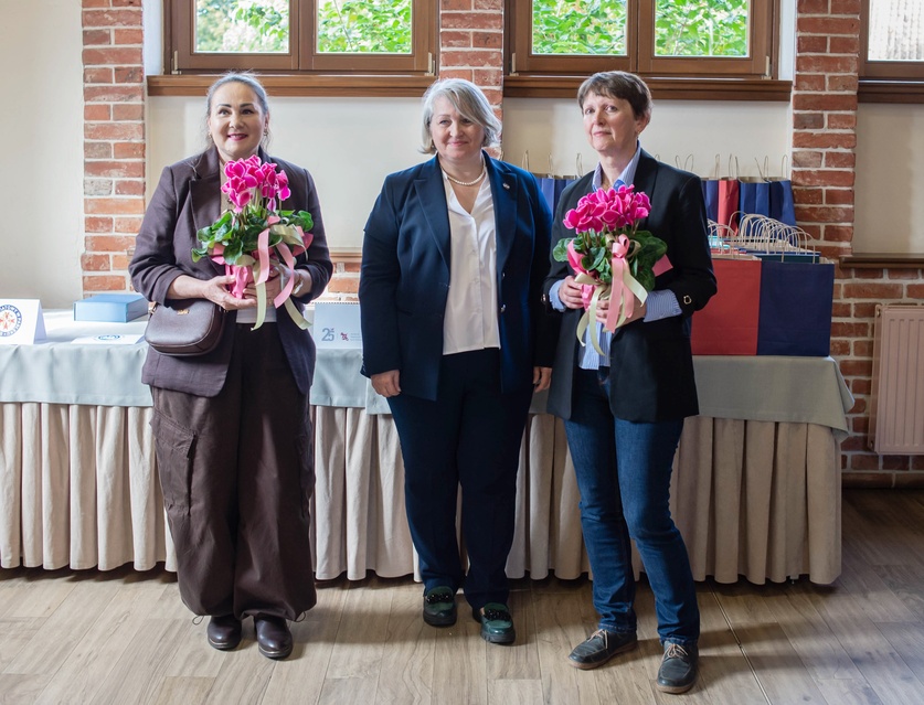 Pielęgniarki świętują i mówią o przyszłości zawodu zdjęcie nr 354825 Pielęgniarki świętują i mówią o przyszłości zawodu zdjęcie nr 354825