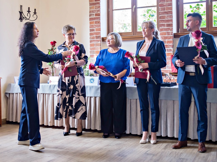 Pielęgniarki świętują i mówią o przyszłości zawodu zdjęcie nr 354819 Pielęgniarki świętują i mówią o przyszłości zawodu zdjęcie nr 354819